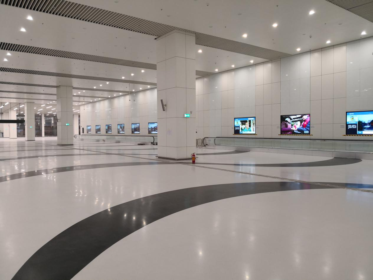 绵延55公里的港珠澳大桥全面建成 NEC显示器成为其靓丽风景